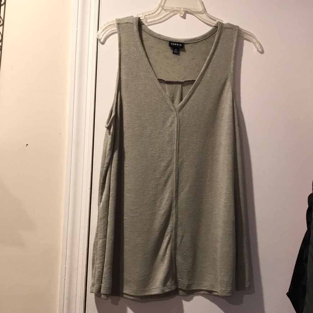 Torrid size 0 sage knit top.